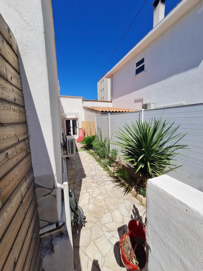 Jolie T2, Avec Cour Privee Appartement Frontignan Buitenkant foto